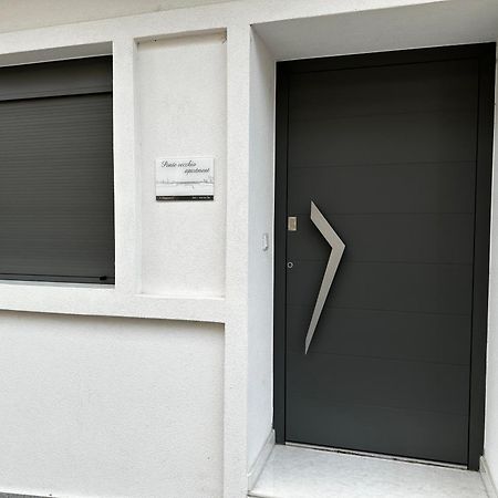 Ponte Vecchio Apartment Халкис Екстериор снимка